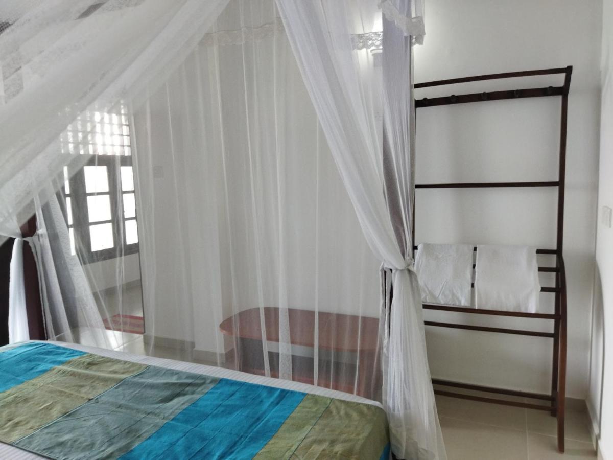 Shanika Beach Inn Tangalle Extérieur photo
