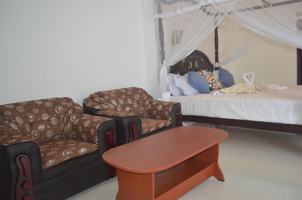 Shanika Beach Inn Tangalle Extérieur photo