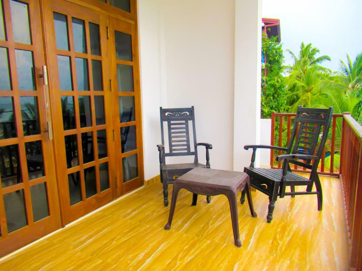 Shanika Beach Inn Tangalle Extérieur photo